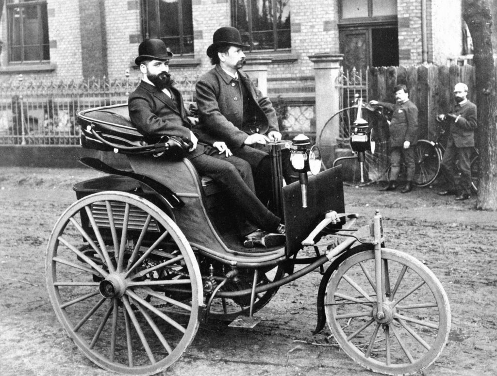 First Automobile In The World