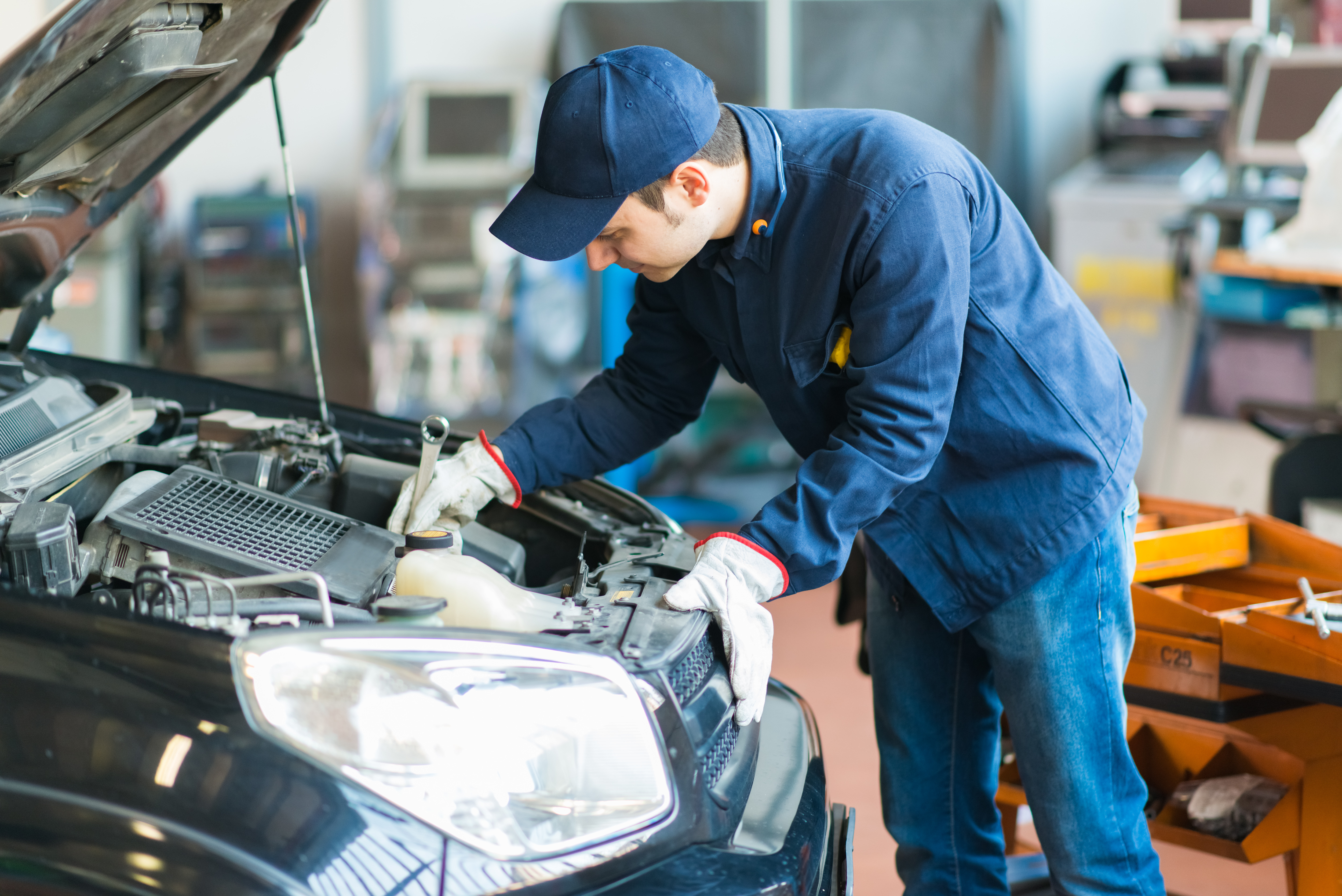 What Does An Auto Technician Do